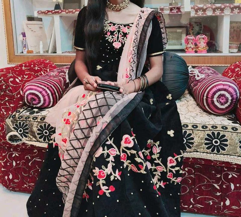 Elegant Lehenga Choli Set