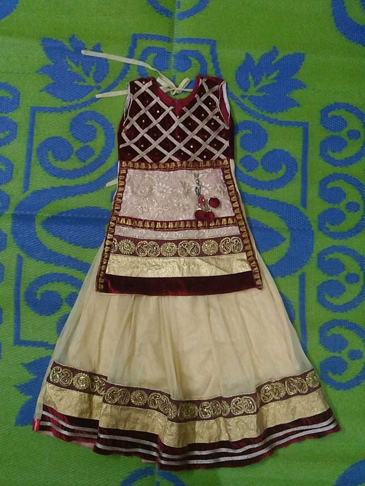 Sleeveless Anarkali