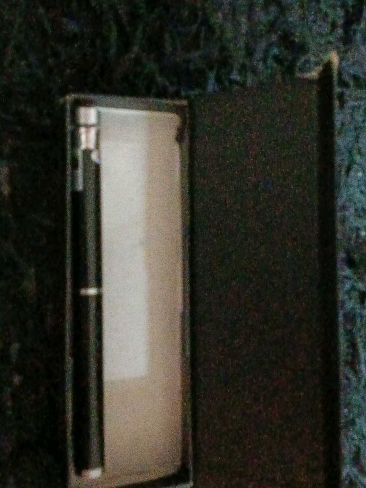 Lezor Multiple Colours