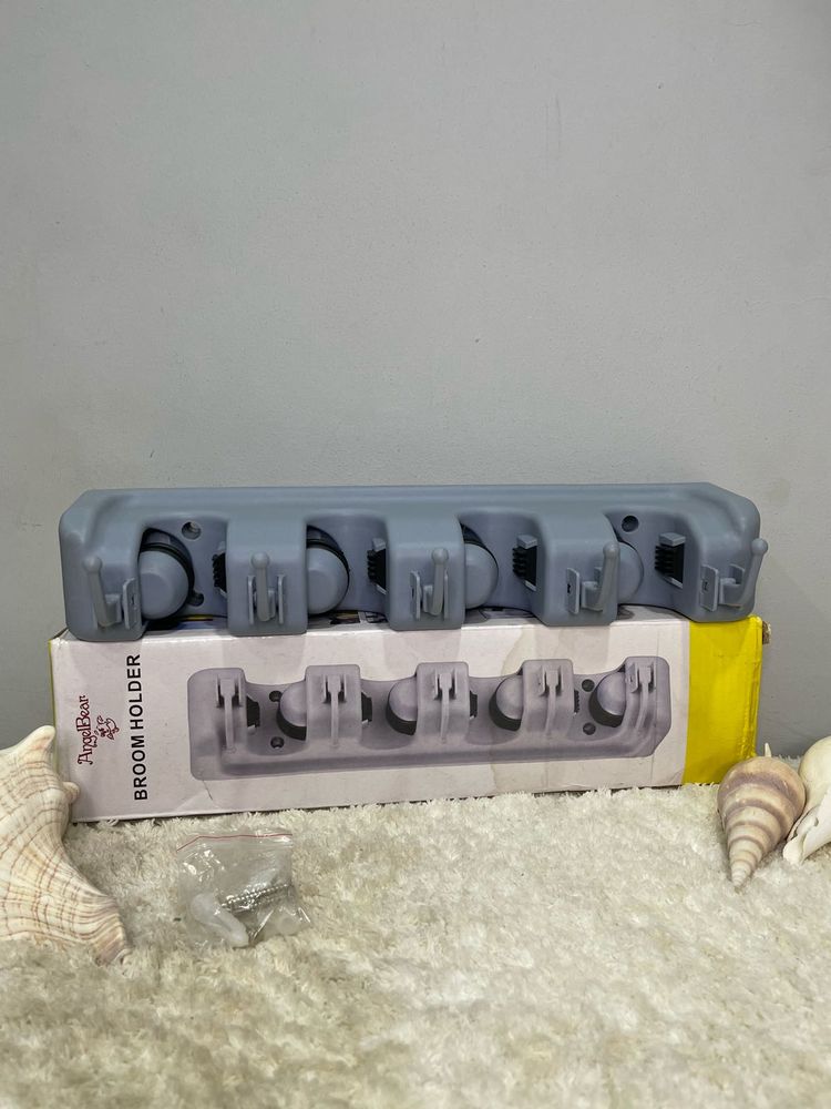 BRAND NEW Broom Holder