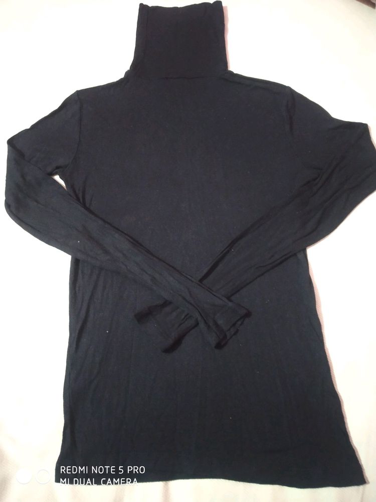 Stretch Cotton Highneck Top