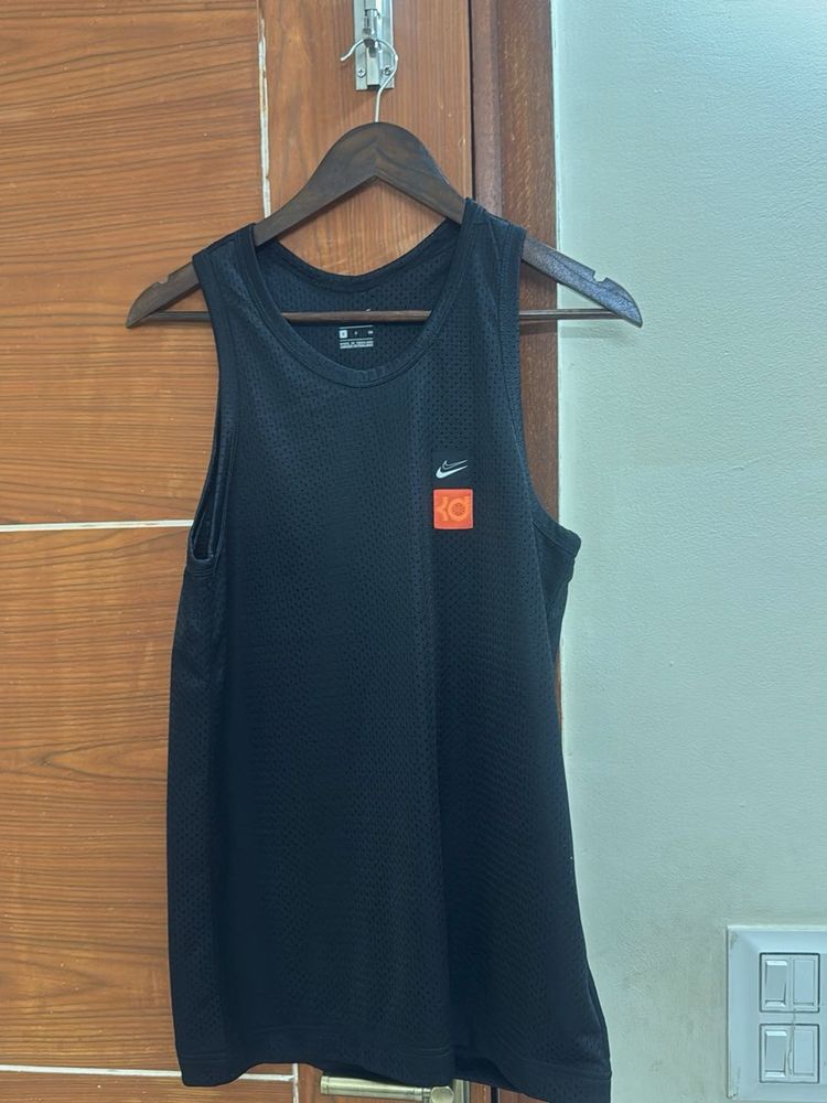 Nike Sleeveless T-Shirt
