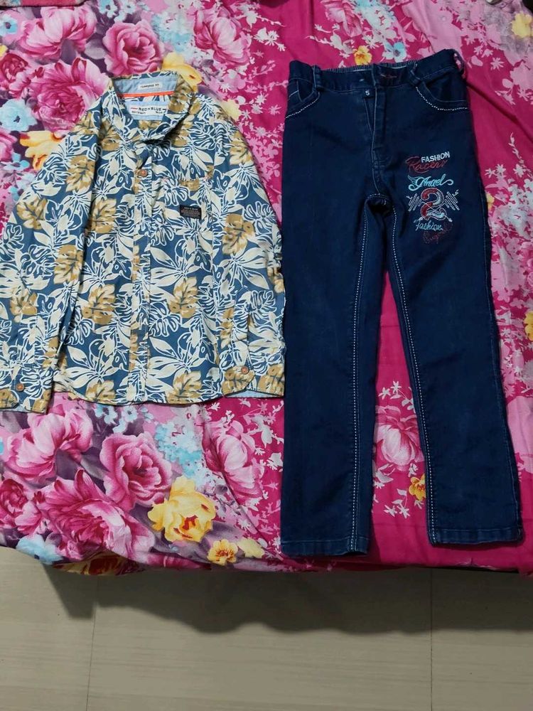 50% offer.... boys jeans and shirt set... in jean
