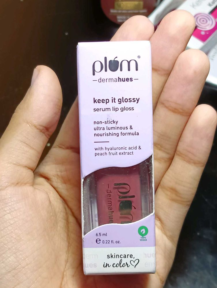 🌹✨Plum Serum Lip Gloss – Shade 03 Glimmer Rose