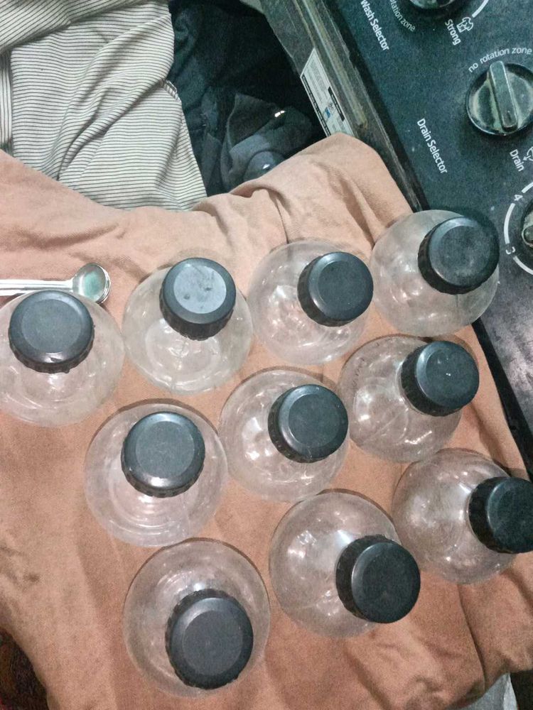Reusable Plastic Water Bottles - Set of 10