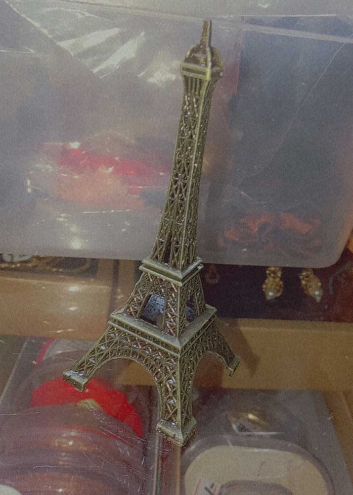 Eiffel Tower Mini Figurine