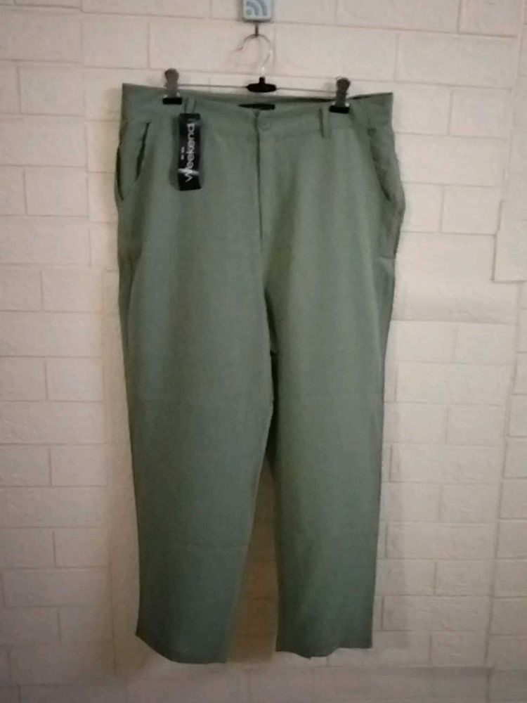Olive Green Cropped Trousers