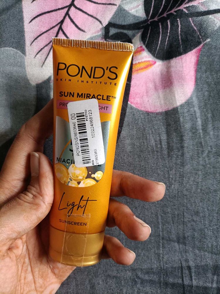 Pond&#39;s Sunscreen Spf-55.