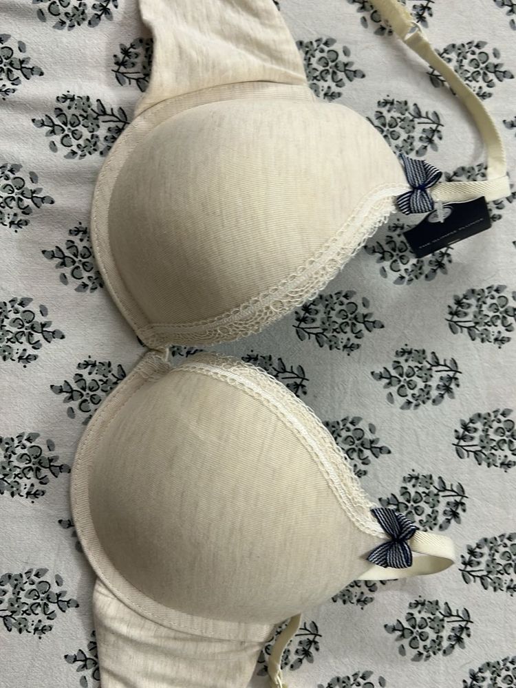 Tommy Hilfiger with Bow Detail