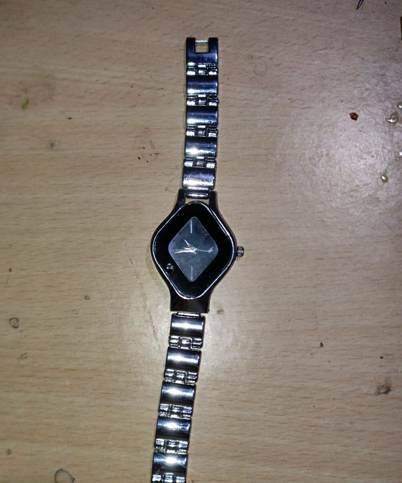 Fastrack Watch For Women🤍