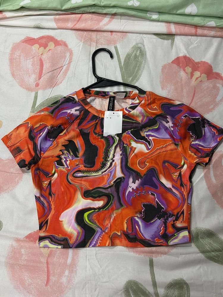 H&amp;M Divided Graphic Crop Top