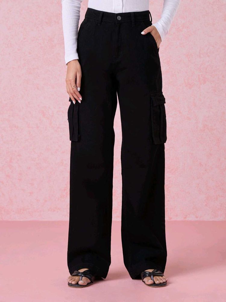 BLACK WIDE LEG CARGO JEANS