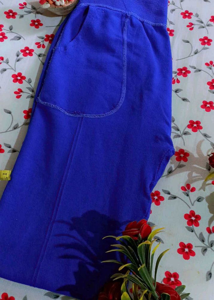 LYRA Royal Blue Leggings With Pocket.