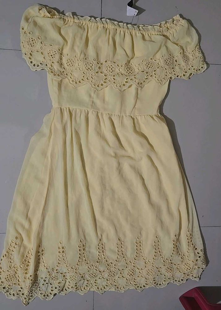 ✨PRICE DROP✨ Yellow Eyelet Off-Shoulder Dress