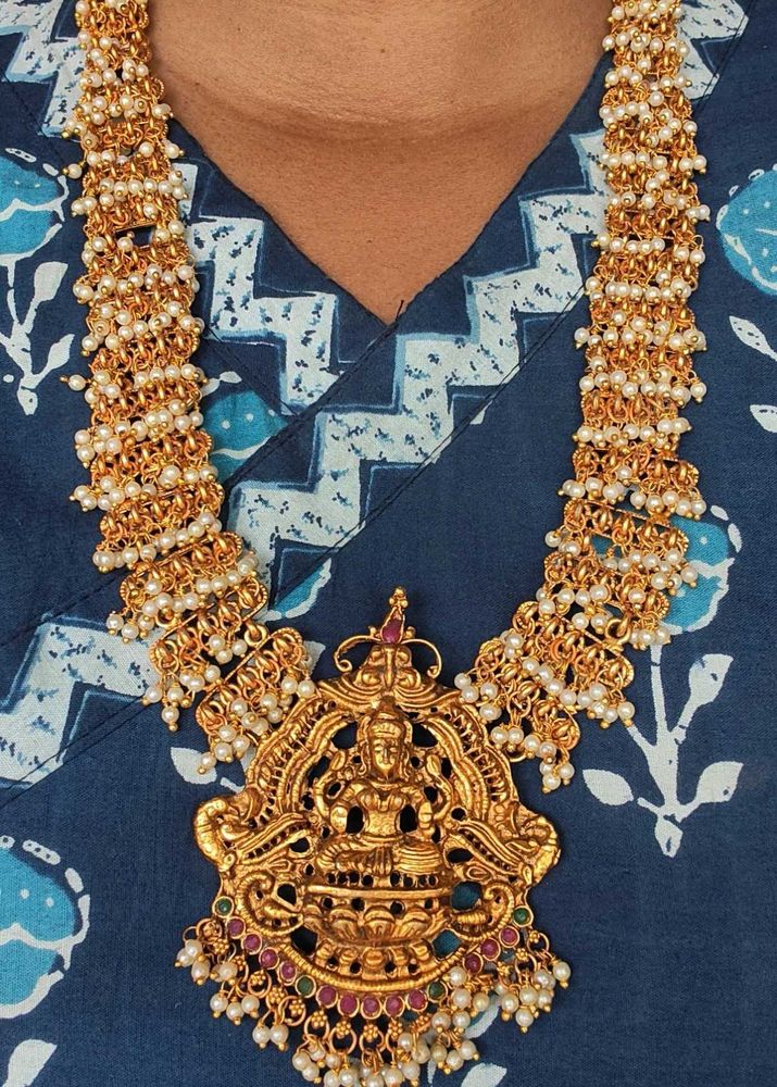 Neeti Long Haram