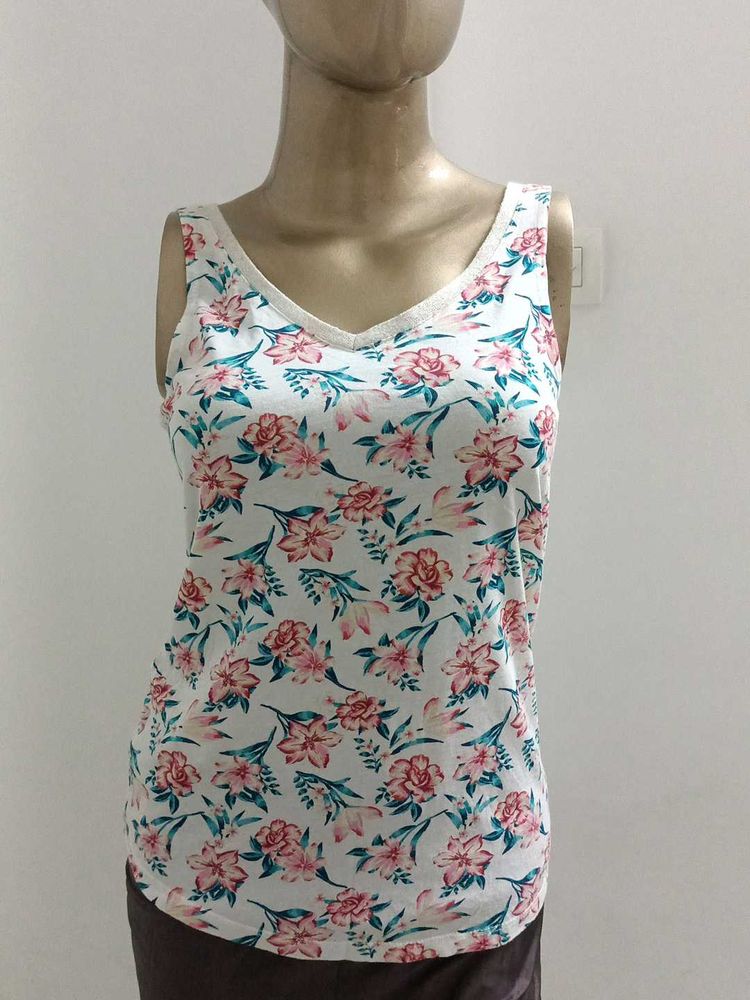 😍 Dreamy Flowery Slip Top 😍