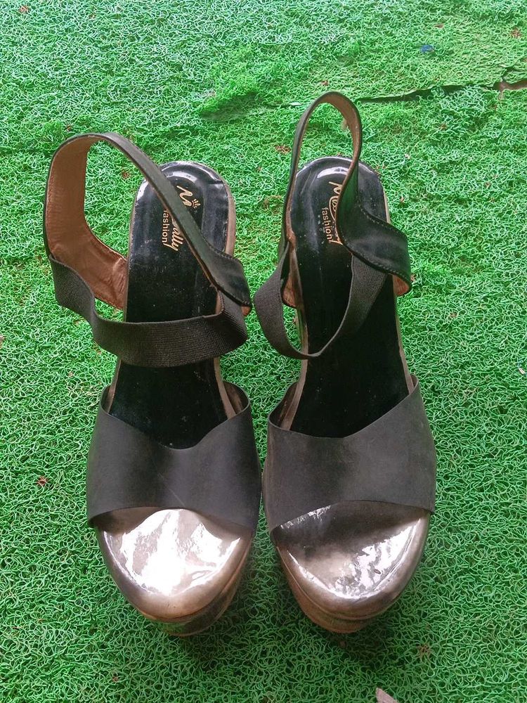 Women&#39;s Heels 👠