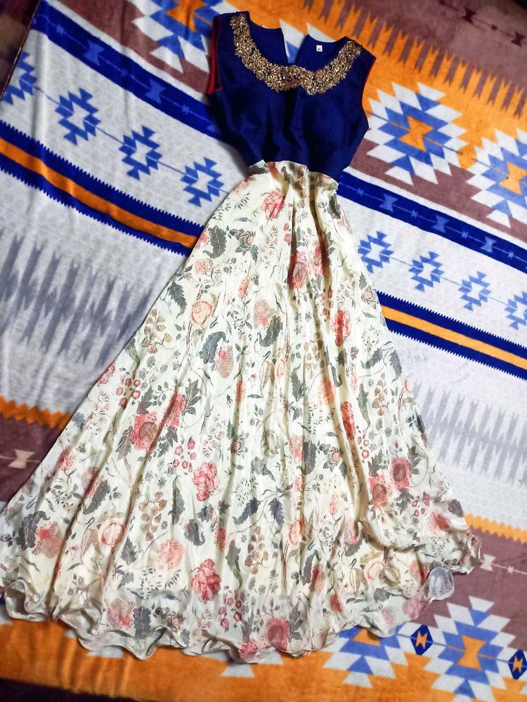 Beautiful Ethnic Gown🌺