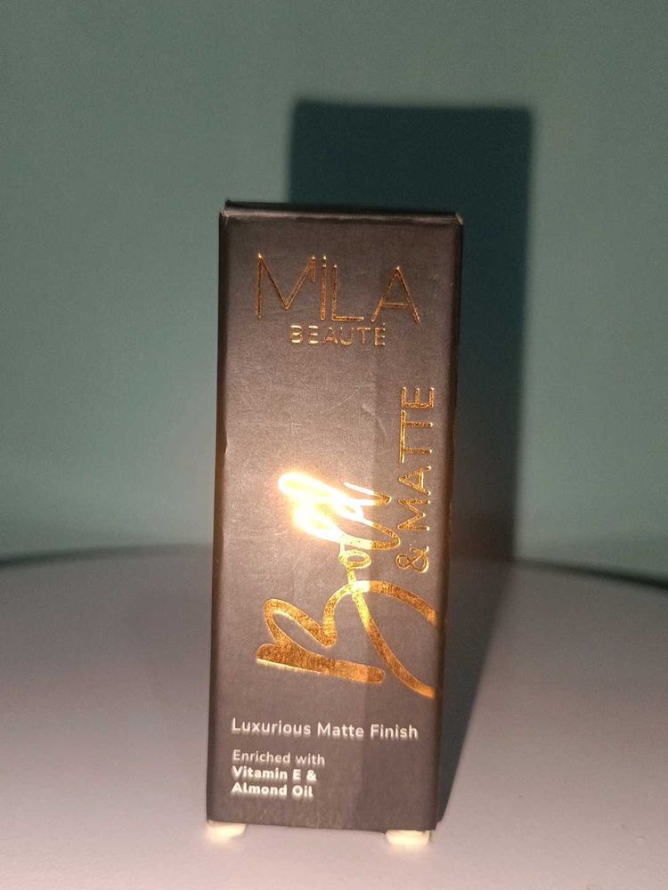 MLA Beaute Foundation