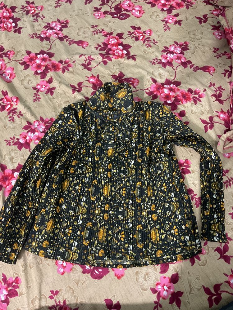 Floral Print Turtleneck Top