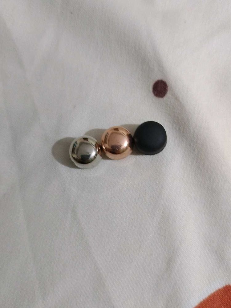 3 Magnate Pins