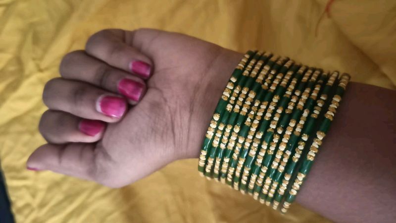 Green Color Bangles