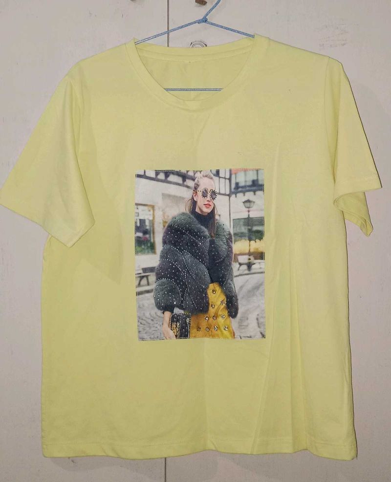 Oversized Graphics Tshirt