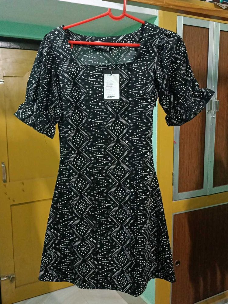 Black Bodycon Dress