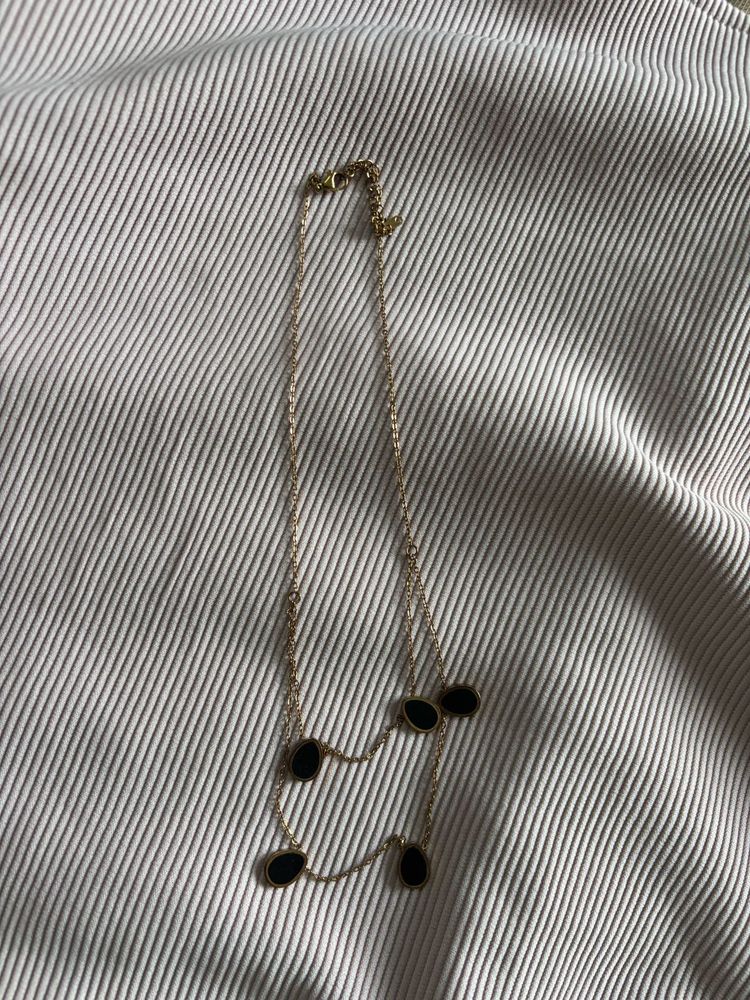 simple necklace