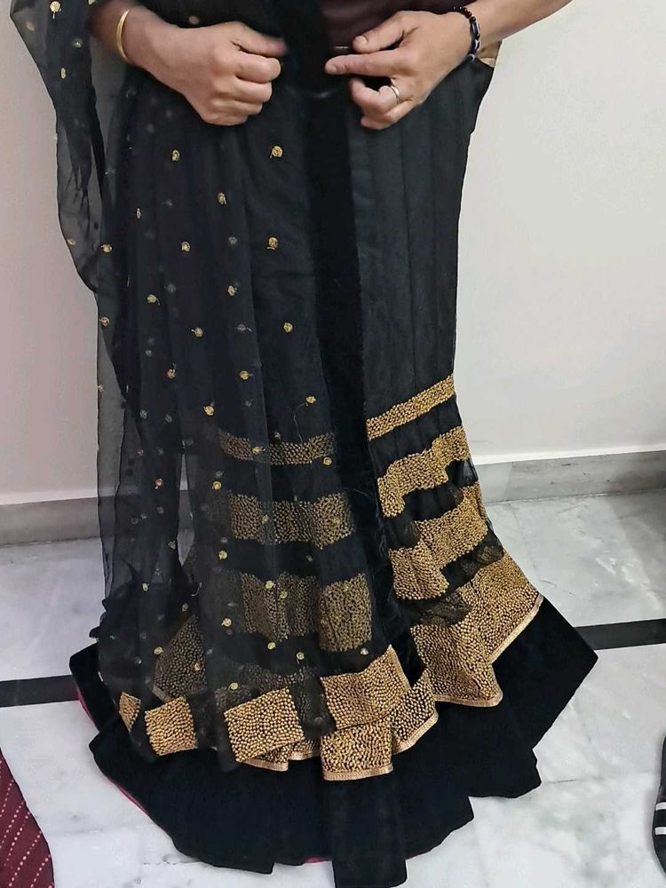 Fishcut Skirt With Dupatta