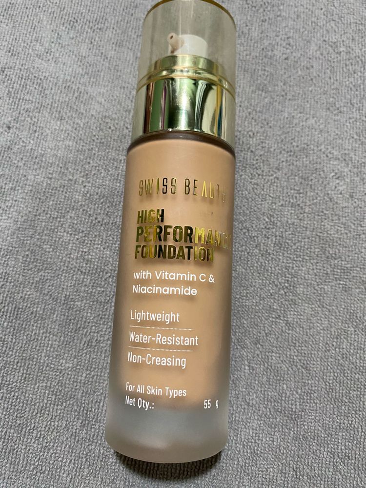 High Performance Foundation With Vitamin C