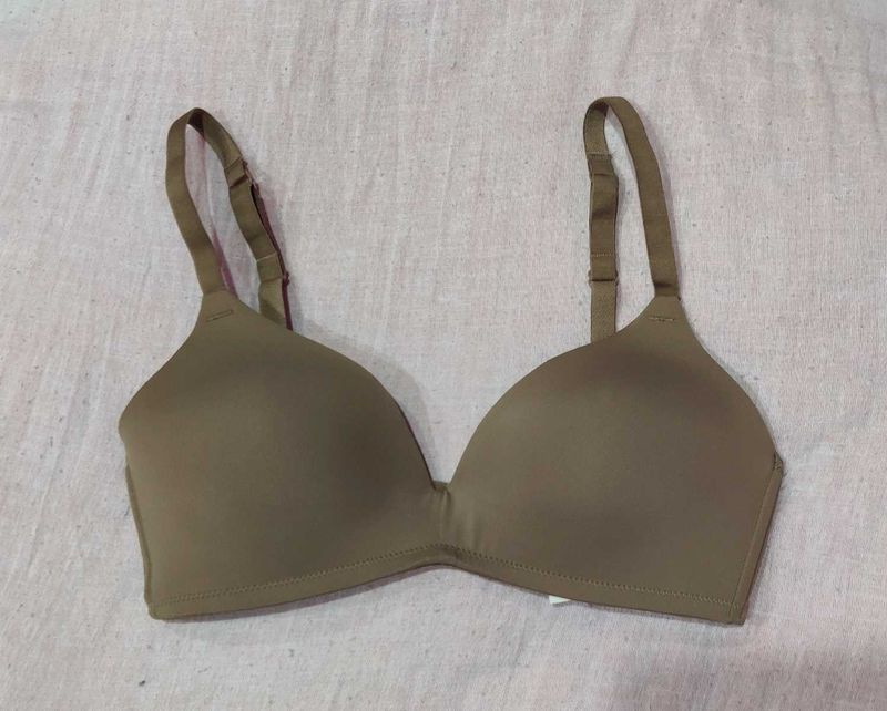 Seamless Tshirt Bra Padded