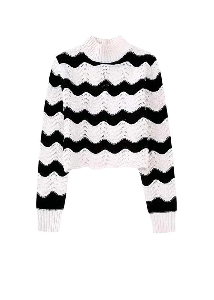 Black and white Top
