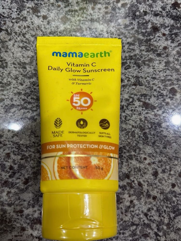 Mamaeath Vitamin C Daily Glow Sunscreen