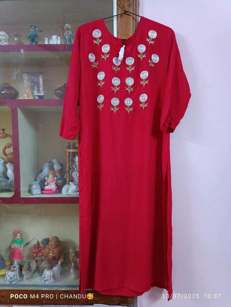 Red Embroidered Kurta