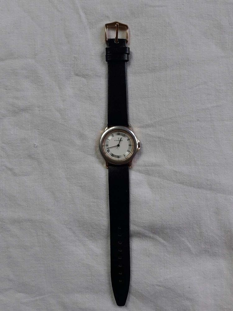 (1995) D&#39;SIGNER ANTIQUE ANALOG WATCH.