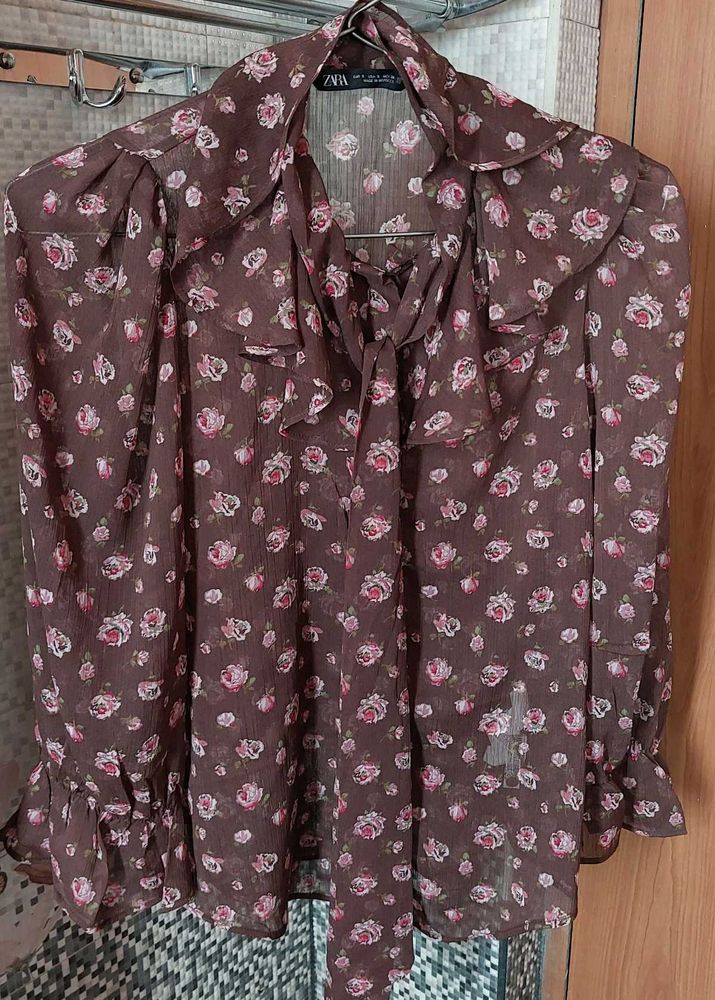 Floral Ruffle Blouse