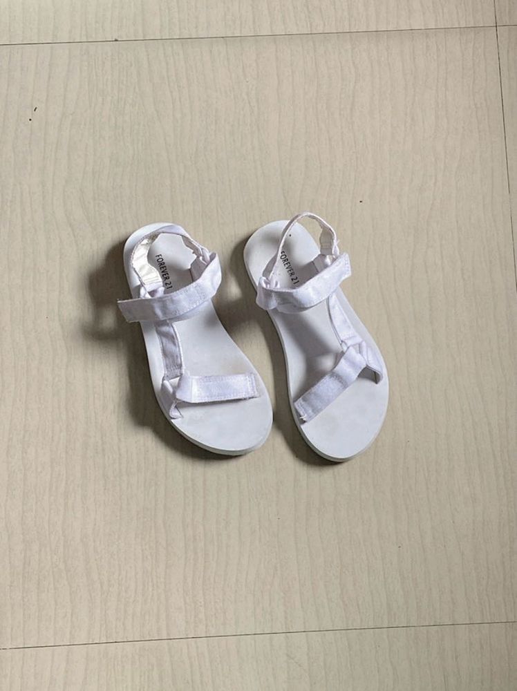 Forever 21 White Sandals
