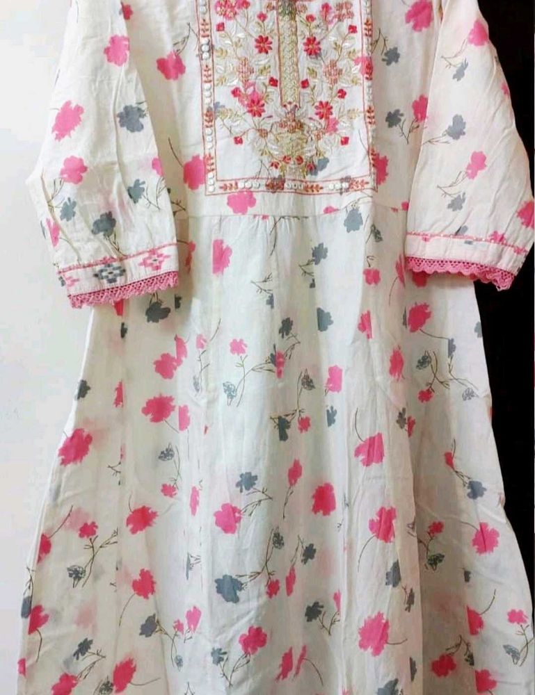 Embroidered Neck And Long Kurti