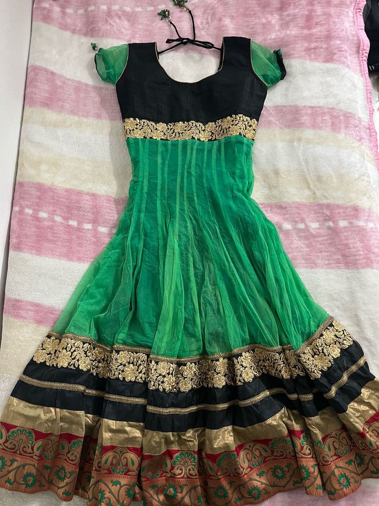 Elegant Green Anarkali Suit