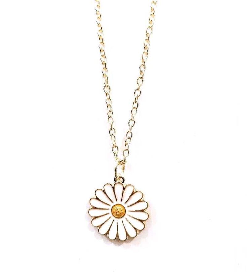 Cute White Daisy Pendant