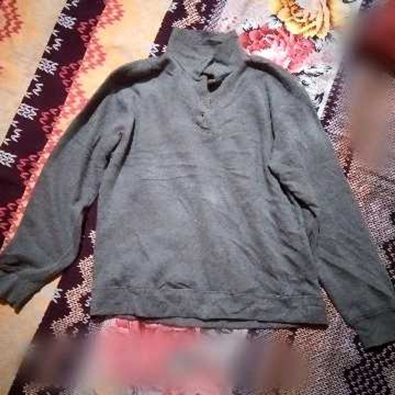 Vintage Gray Pullover