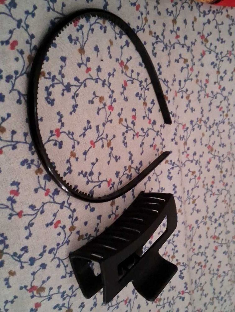 Set Of 2 Matte Finish ClawClip and Glossy Hairband