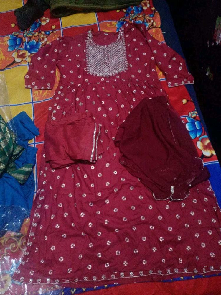 Naira cut quality ek number