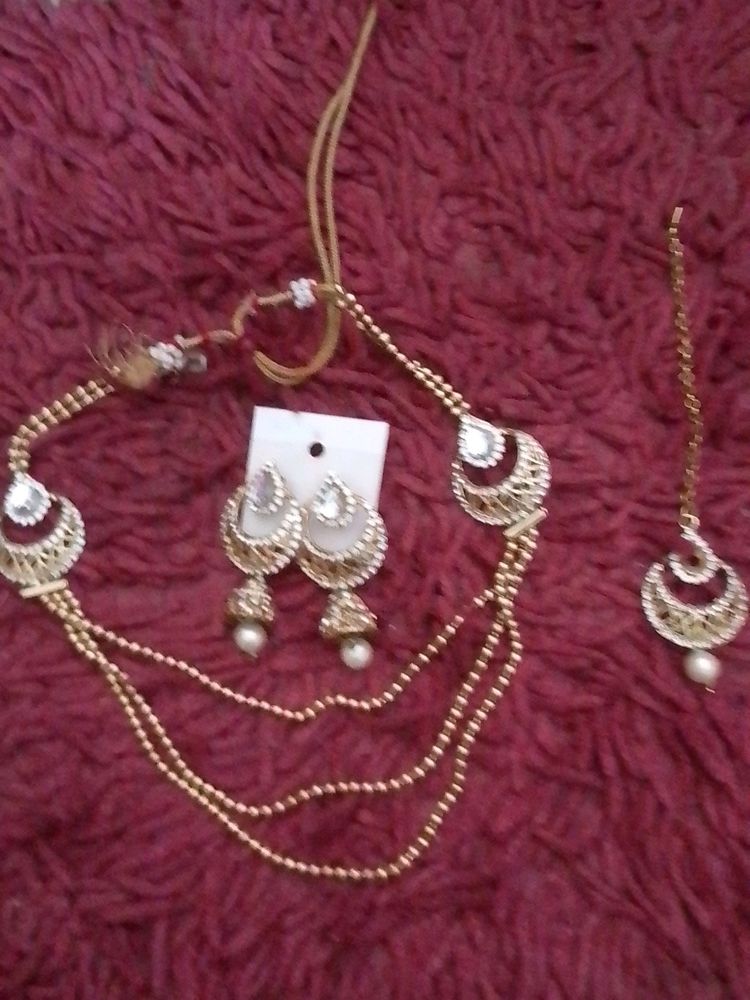 Jewellery Set . One Side Of Necklace Is Fallen But
