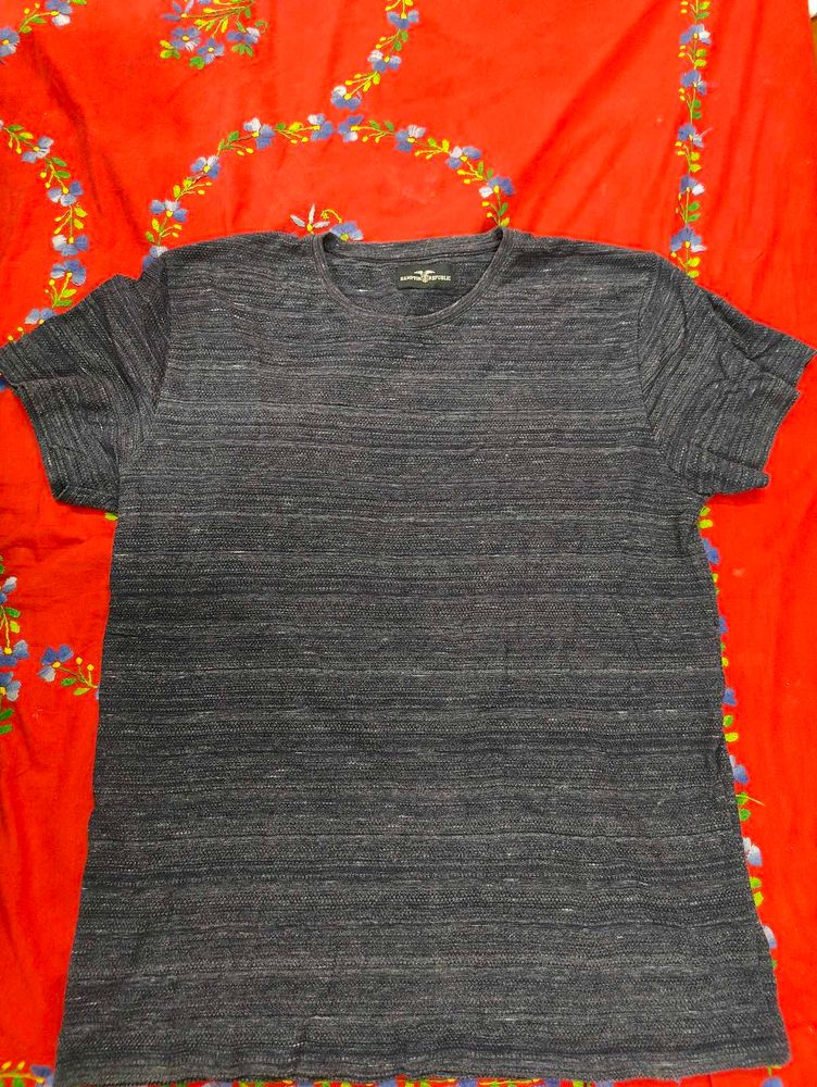 Men&#39;s Blue T-Shirt