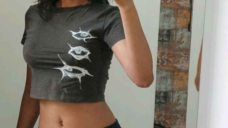 H&amp;M limited Edition Designed Cropped Tshirt