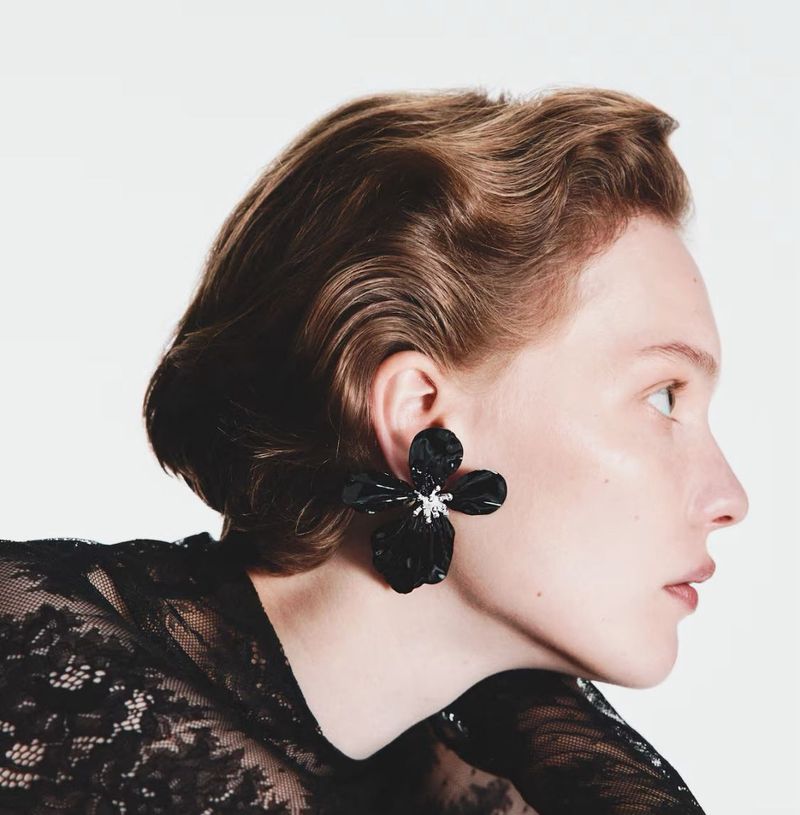 H&amp;M flower statement earring