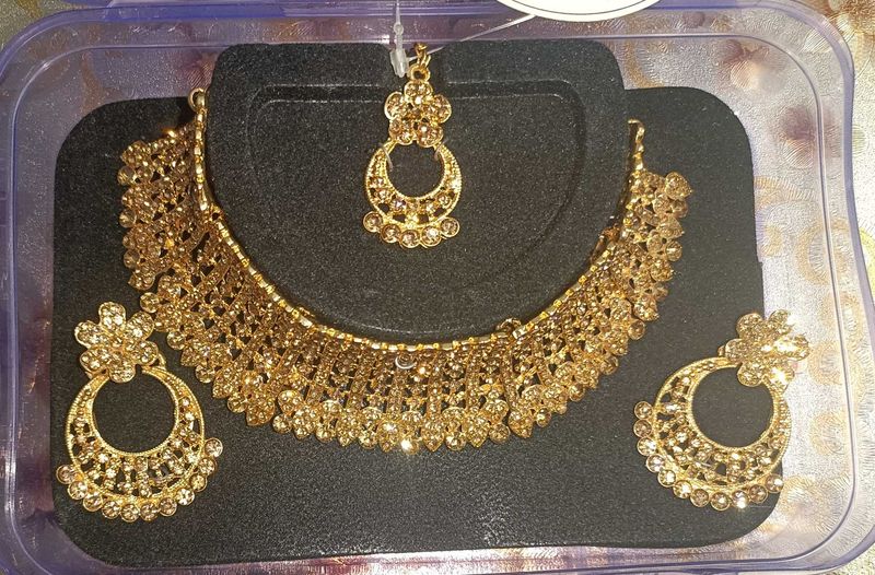 Golden Necklace Jwellery Ser