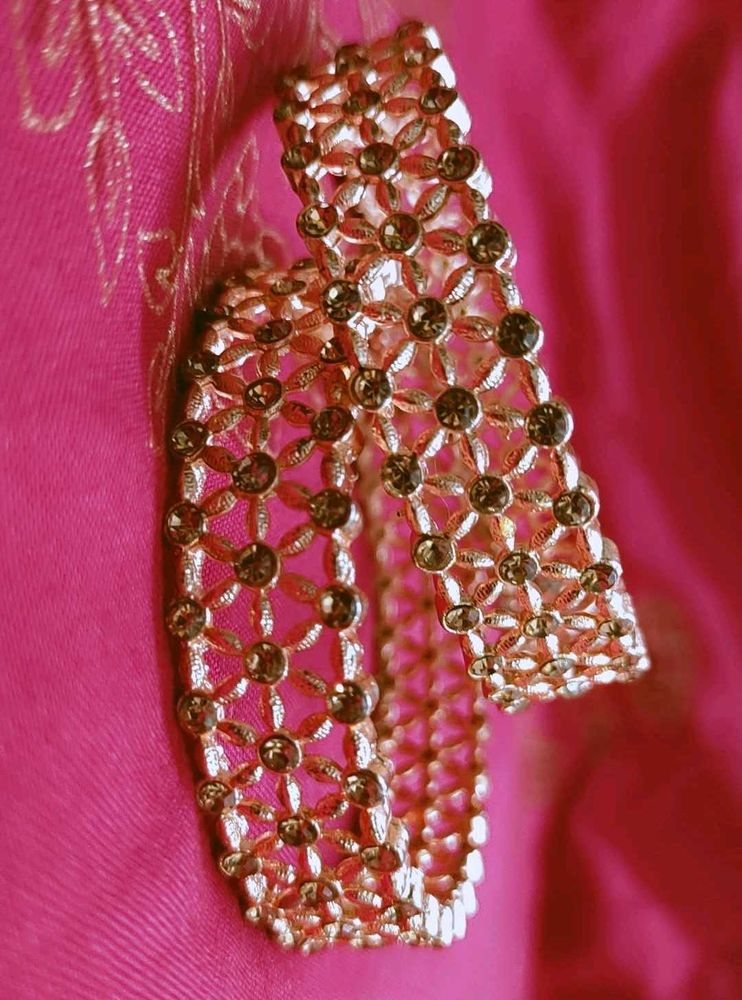 Elegant Rhinestone Flower Bangle Bracelet